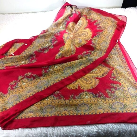 Luxurious Red and Gold Sheer Scarf Wrap - Picture 8 of 8